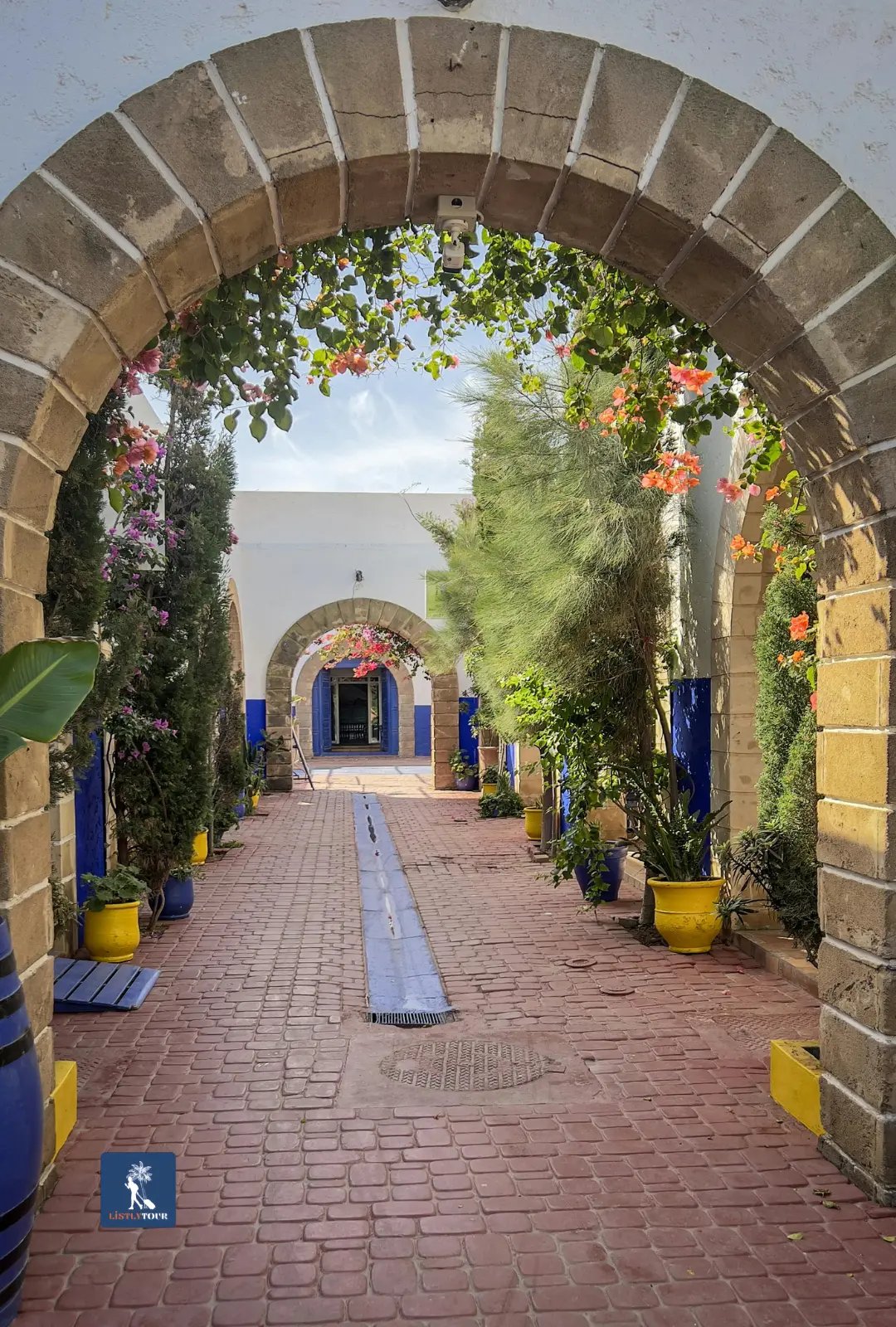 Essaouira Day Trip from Marrakech, arches and flowered courtyard